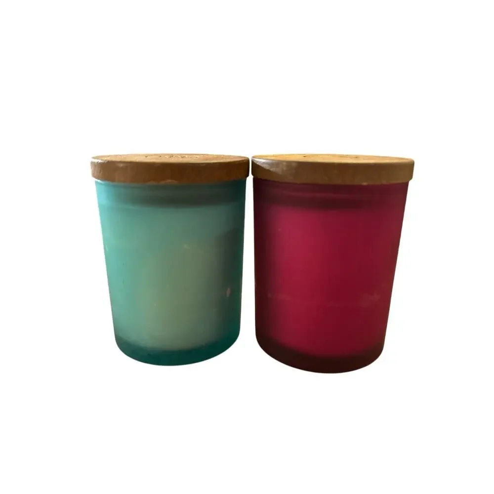 New 2 Chesapeake Bay Candles Coconut🥥Sandalwood Raspberry Coconut🥥size 3x2.75”